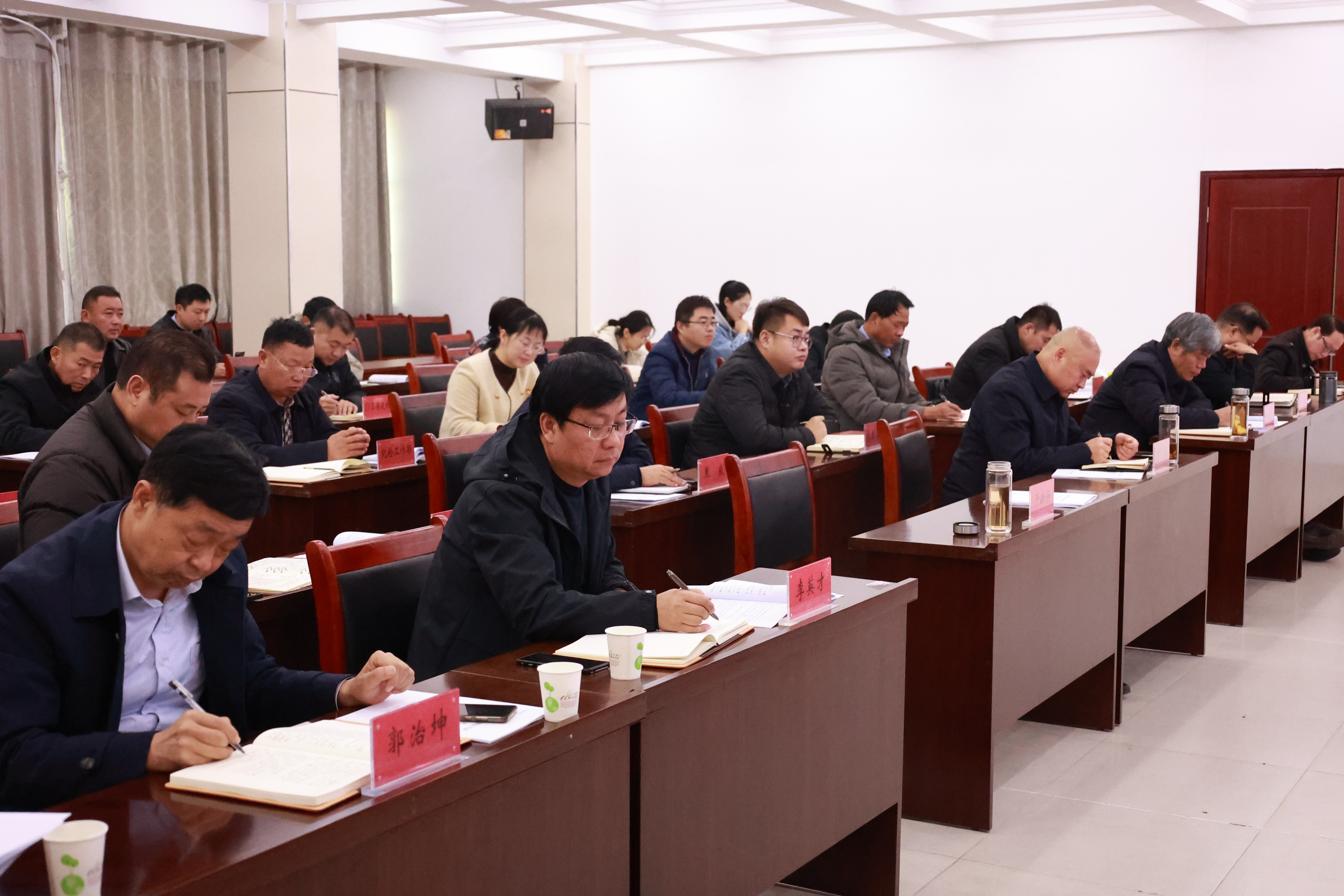 2N7A6770.JPG 2N7A6770.JPG